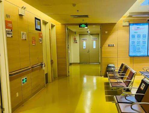 上海九龍整形醫(yī)院齙牙矯正手術(shù)費用，權(quán)威醫(yī)生介紹+價格表一覽~