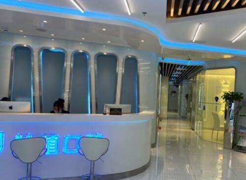 北京種牙便宜的地方！正規(guī)口腔醫(yī)院TOP5，植牙價格爆光