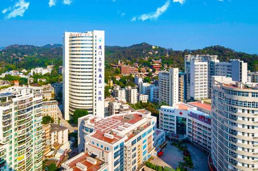 廈門大學(xué)附屬第一醫(yī)院割雙眼皮效果怎么樣？費(fèi)用怎么樣？