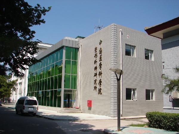 北京八大處醫(yī)院簡介\欒杰醫(yī)生信息\隆胸案例\價(jià)格表