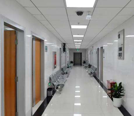 武漢第一人民醫(yī)院美容科怎么樣？醫(yī)生推薦、收費(fèi)價(jià)目表