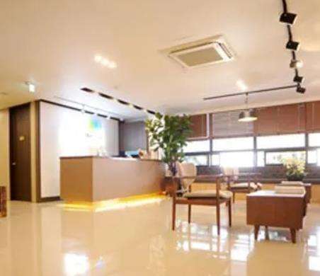 烏魯木齊華美整形美容醫(yī)院好不好？口碑介紹及價格表也新鮮出爐啦！