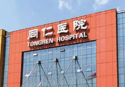 整形醫(yī)生戴莉怎么樣？技術(shù)很專業(yè)，對(duì)于下頜整形、乳房整形等方面取得了突出的成績(jī)