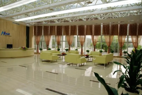 武漢大學(xué)人民醫(yī)院隆鼻收費(fèi)多少?李愛林|吳小蔚|陜聲國醫(yī)生特點(diǎn)介紹