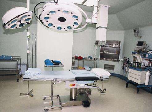 整形醫(yī)生陳紅軍怎么樣？在院內(nèi)有較高的學(xué)術(shù)地位，有較高的地位