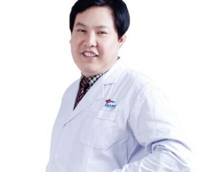 金榮柴慶勛做吸脂怎么樣？有扎實(shí)的理論基礎(chǔ)，并且擁有自己的特色