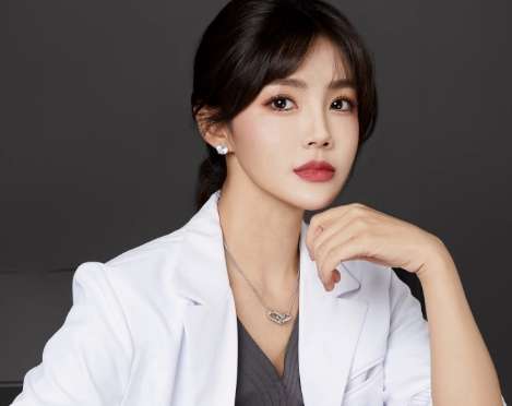 沈陽整形醫(yī)生王瑜怎么樣？從事整形工作的時(shí)間已經(jīng)有了10年以上