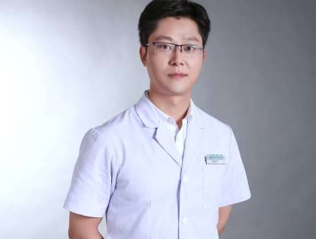 蘇州歐陽(yáng)醫(yī)生雙眼皮怎么樣?在雙眼皮整形方面的技術(shù)比較精湛