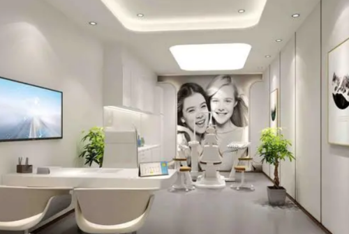 重慶醫(yī)科大學(xué)附屬第一醫(yī)院植發(fā)怎么樣?申霄|林文韜醫(yī)生風(fēng)格實(shí)測(cè)