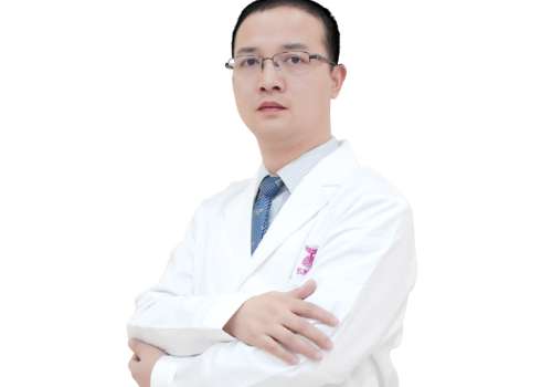 余國勝整形醫(yī)生技術怎么樣？擁有扎實的理論基礎，審美水平比較高