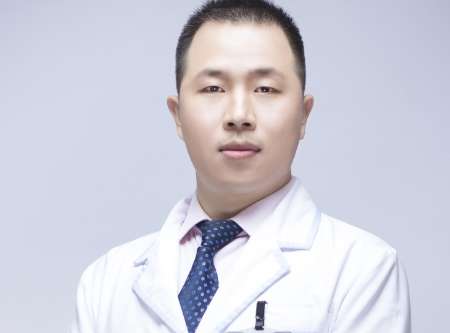 王仁根吸脂怎么樣好不好？王仁根吸脂技術(shù)比較精湛，能力十分強