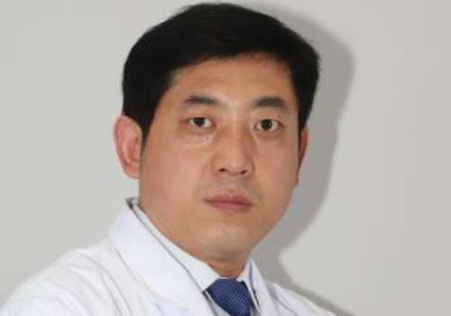 楊存昌整形醫(yī)生怎么樣？有著豐富的臨床手術(shù)經(jīng)驗(yàn)和專業(yè)理論知識(shí)