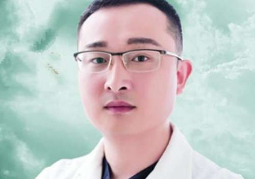 韋新東做雙眼皮怎么樣？能夠為大家?guī)砀把氐恼畏绞?，更理想的術(shù)后形態(tài)