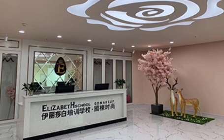 廣州伊麗莎白隆鼻怎么樣？有多位醫(yī)生可以熟練的操作