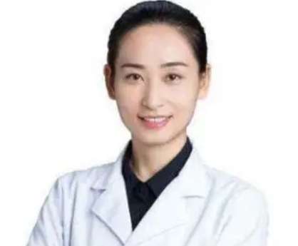 武漢卓美吳秀英雙眼皮怎么樣？除了在雙眼皮整形之外，對私密整形，皮膚美容等方面的技術(shù)比較熟練