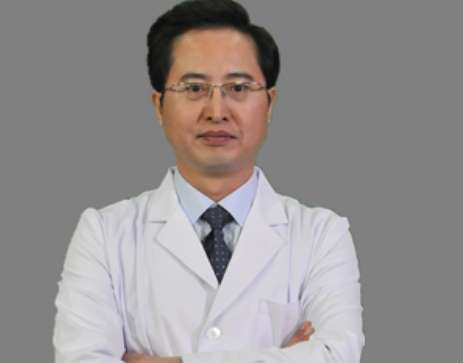 趙延勇做面部拉皮怎么樣？自從畢業(yè)之后一直在臨床進行工作，進行各種領(lǐng)域的研究與學(xué)習(xí)