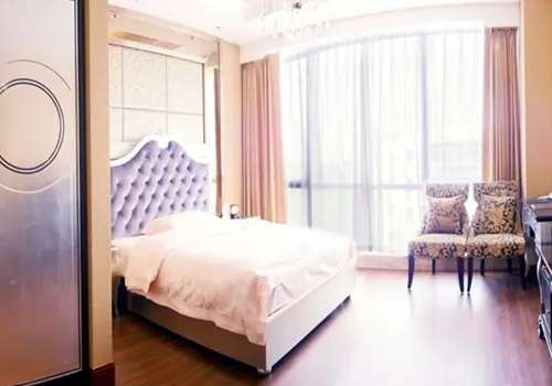 整形醫(yī)生霍心海怎么樣？有多年的醫(yī)美經(jīng)驗(yàn)，對(duì)于牙齒整形擅長