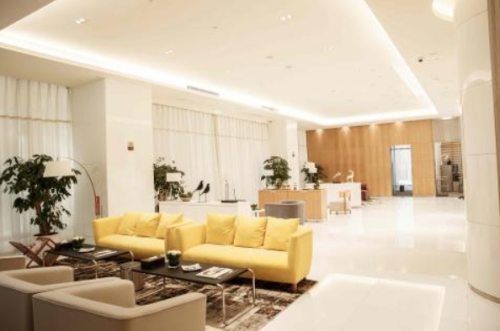 上海仁濟醫(yī)院（東院）去抬頭紋費用多少?范志宏|皮慶猛醫(yī)生案例反饋