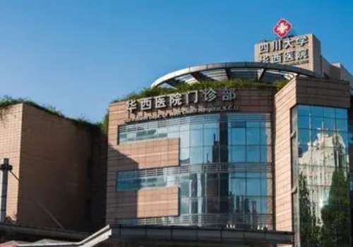 華西口腔科醫(yī)生陳嵩怎么樣？經(jīng)驗(yàn)十足，有自我獨(dú)特的技術(shù)專長