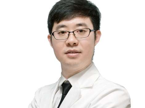 整形醫(yī)院郭世偉醫(yī)生怎么樣？擅長用各種技術(shù)進行隆鼻手術(shù)