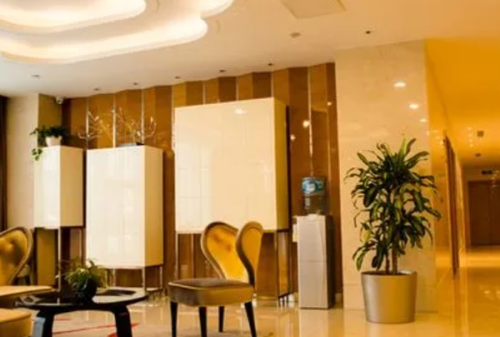 南京康美美容醫(yī)院打玻尿酸怎么樣?張讓虎|王長(zhǎng)會(huì)|何美珍醫(yī)生特點(diǎn)介紹