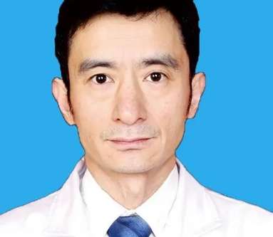 整形醫(yī)生蘆曉磊怎么樣？經常參加各種整形技術交流會議，深受廣大求美者的歡迎