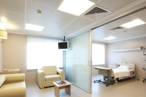 西安艾娜薇特醫(yī)療美容診所面部年輕化整形手術(shù)收費(fèi)標(biāo)準(zhǔn)?趙娜醫(yī)生技術(shù)點(diǎn)評(píng)