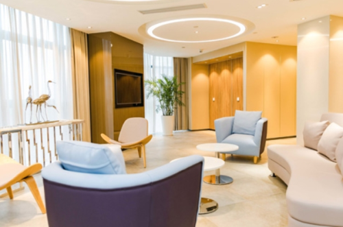 嘉興藝星醫(yī)療整形美容豐唇珠收費標(biāo)準(zhǔn)?張占召|(zhì)王正云|劉質(zhì)彬醫(yī)生風(fēng)格實測