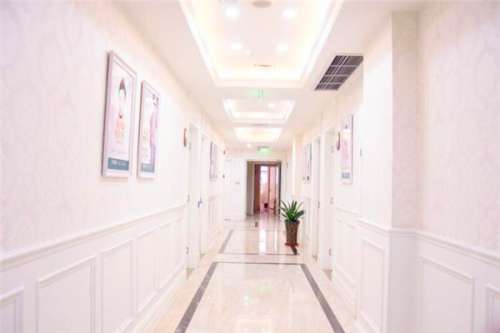 北京星醫(yī)匯醫(yī)療美容去眼袋怎么樣?張龍金醫(yī)生案例一覽