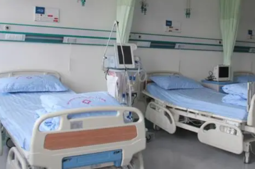 北京克萊美舍張冰杰醫(yī)療美容診所祛眼袋怎么樣?張冰杰醫(yī)生技術(shù)實測