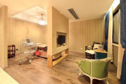 蘇州圣愛醫(yī)院發(fā)際線植發(fā)怎么樣?王重慶醫(yī)生技術(shù)對比