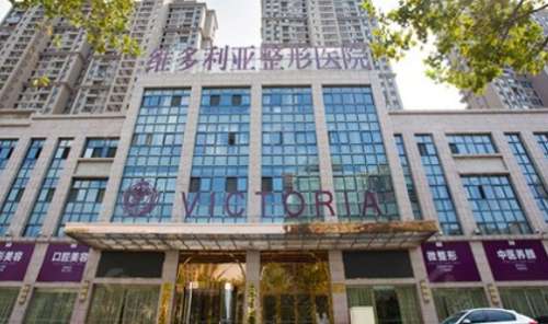 安徽維多利亞植發(fā)怎么樣？技術(shù)精湛，手法還輕柔細(xì)膩，術(shù)后頭發(fā)茂密