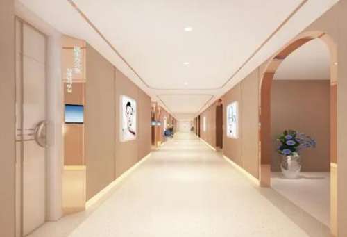 醫(yī)院內(nèi)部