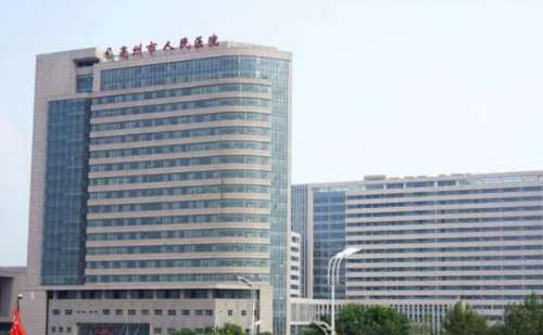 安徽省亳州市人民醫(yī)院牙齒整形怎么樣?孫曉功醫(yī)生技術(shù)對(duì)比