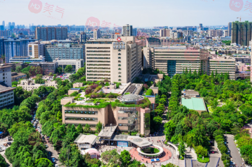 成都華西醫(yī)院整形科價(jià)格是多少？收費(fèi)標(biāo)準(zhǔn)/口碑公開，術(shù)前必看！