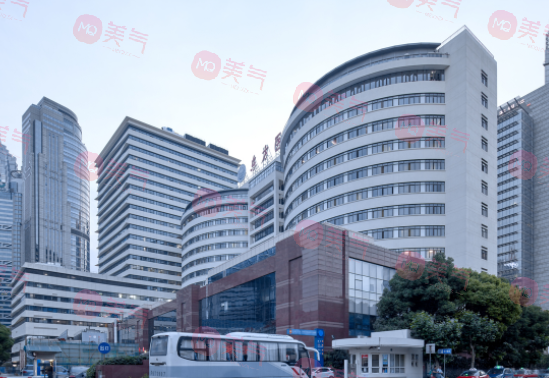 上海手術(shù)除腋臭醫(yī)院排名，排行榜名單公立or私立前來參考！