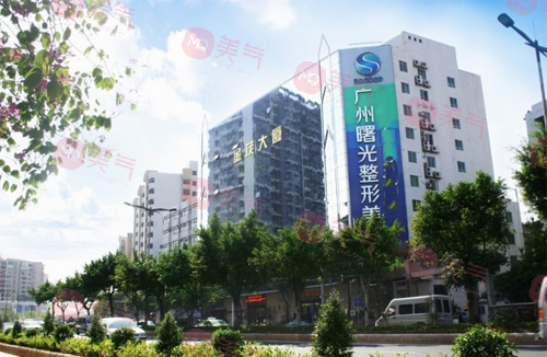 廣州曙光做自體脂肪填充臉部效果如何?醫(yī)生介紹+價格表一覽