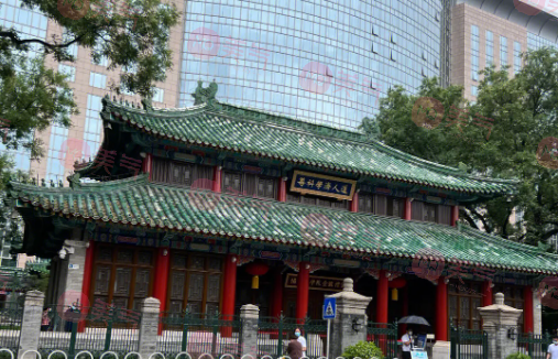 國(guó)內(nèi)正規(guī)豐胸醫(yī)院有哪些？北京協(xié)和，東方和諧，上海九院等